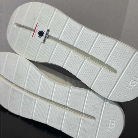 Women’s UGG adaleen sneaker - Picture 5 of 5